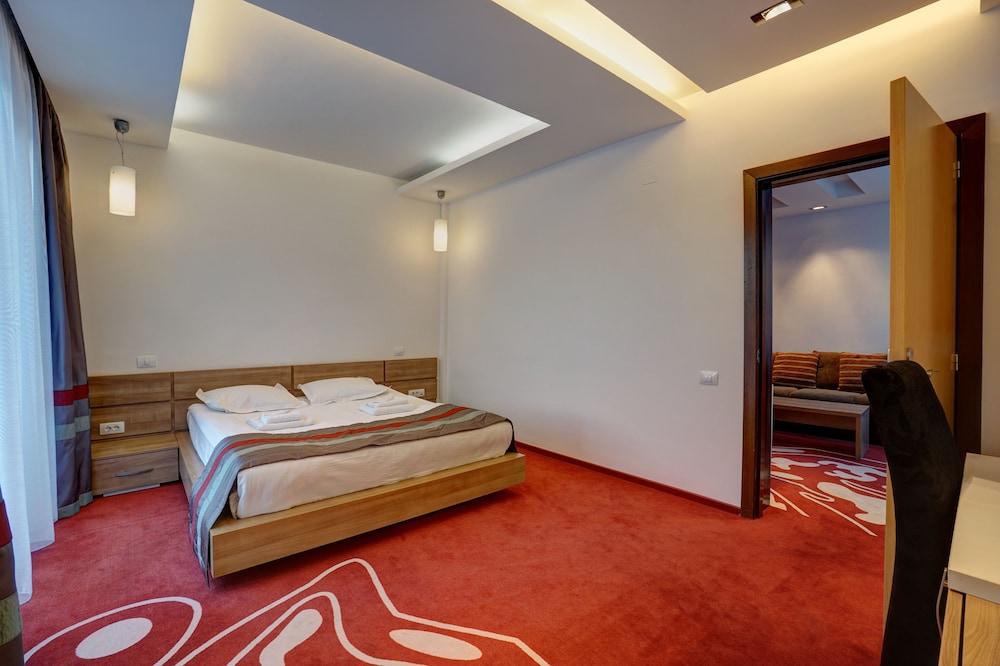 Hotel Ave Lux 萨彻勒 外观 照片