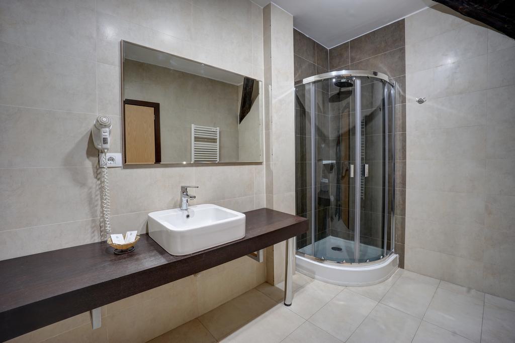 Hotel Ave Lux 萨彻勒 外观 照片